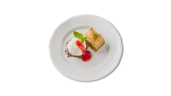 トルコの人気No.1スイーツ「バクラヴァ」：歴史と魅力を紐解く